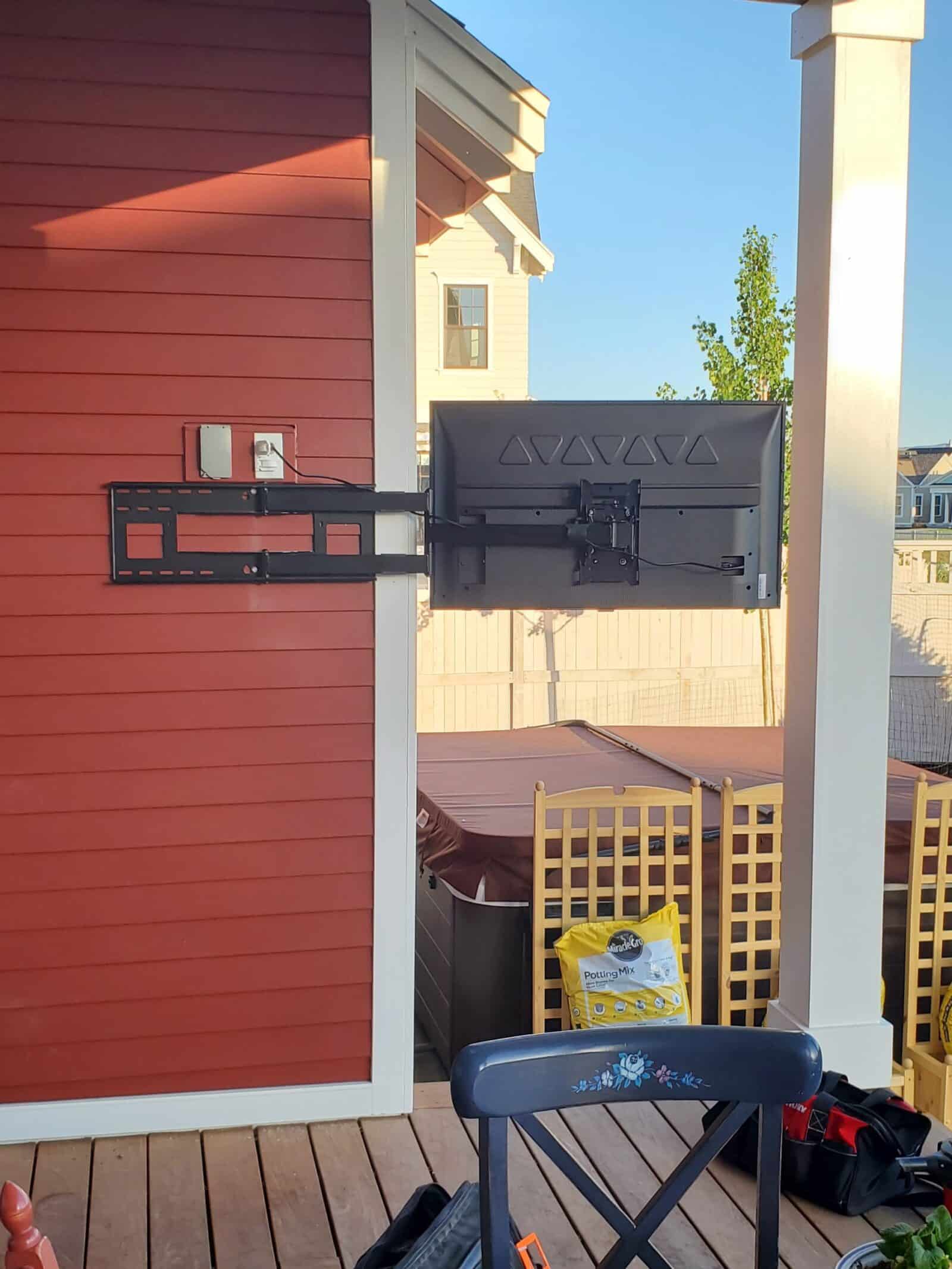 Upgrading Your TV: When and How to Swap Out Old Mounts